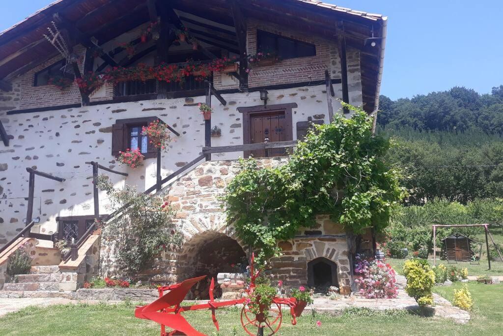 Caserio Vasco Con Piscina Y Barbacoa Orozko Zewnętrze zdjęcie